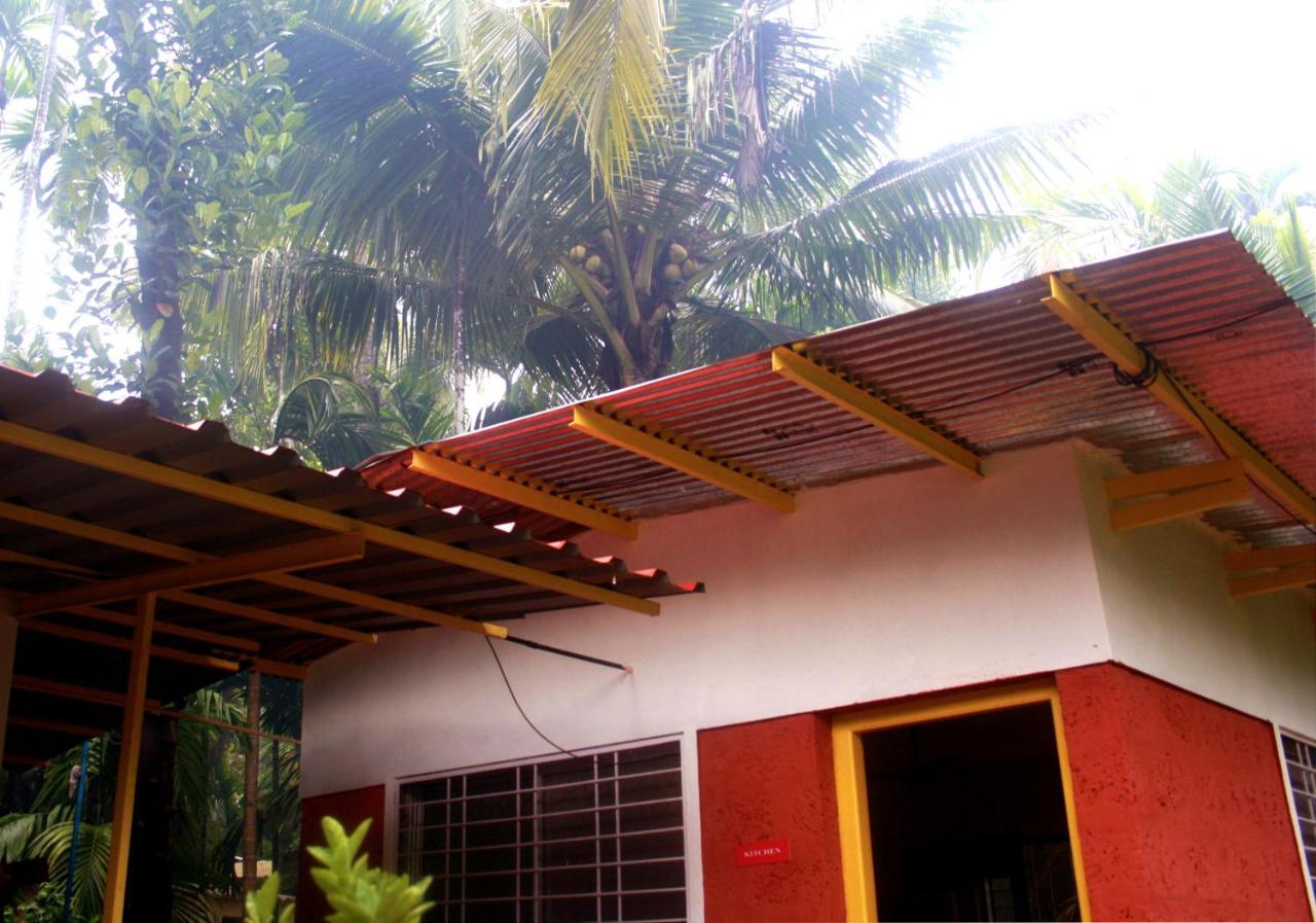 Anahat Cottages Diveagar Exterior photo